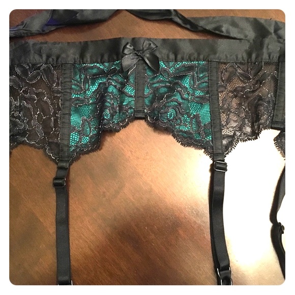 **SOLD** - Picture 1 of 5